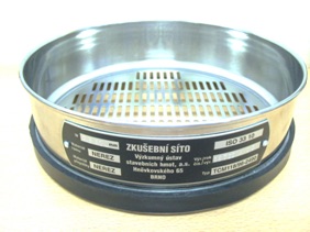 Stainless steel sieve for cereals